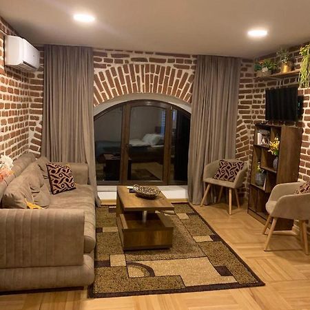 Apartmán 12 Maksim Gorki Street Tbilisi Exteriér fotografie