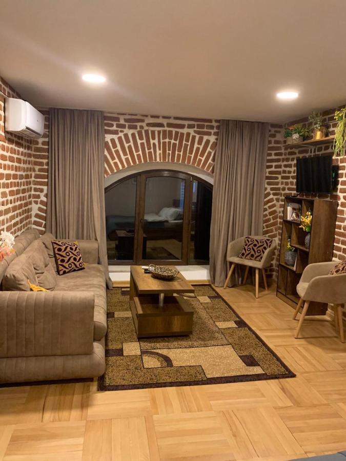 Apartmán 12 Maksim Gorki Street Tbilisi Exteriér fotografie